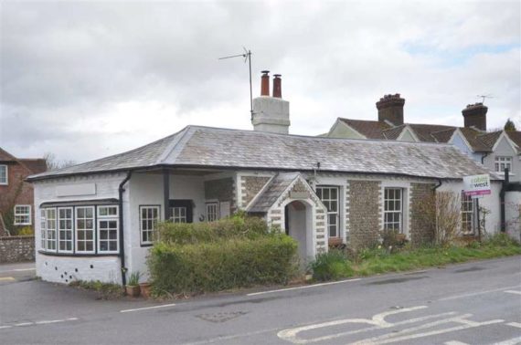2 Bedroom Bungalow